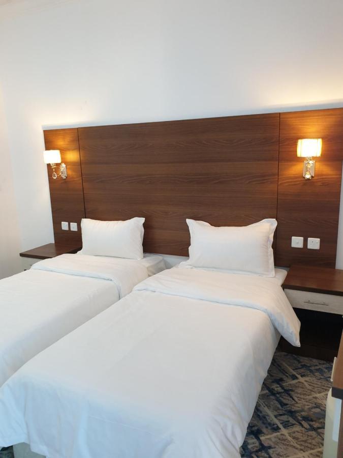 شقق سانتوريني الخاصة Santorini Private Apartments อาลูลา ภายนอก รูปภาพ